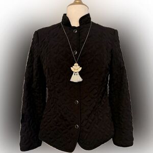 Like new! Timeless black quilted RQT jacket!